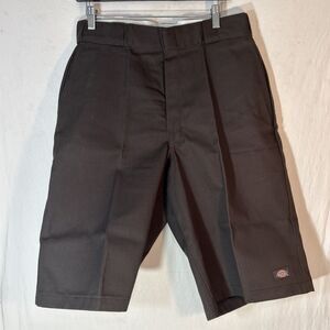Dickies Men's 13 Inch Loose Fit Multi-Pocket Work Short 34 Dark Brown V1